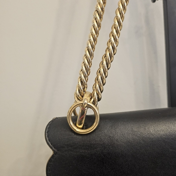Fendi Kan I Scalloped Leather Chain Bag | Black | - Picture 5 of 14